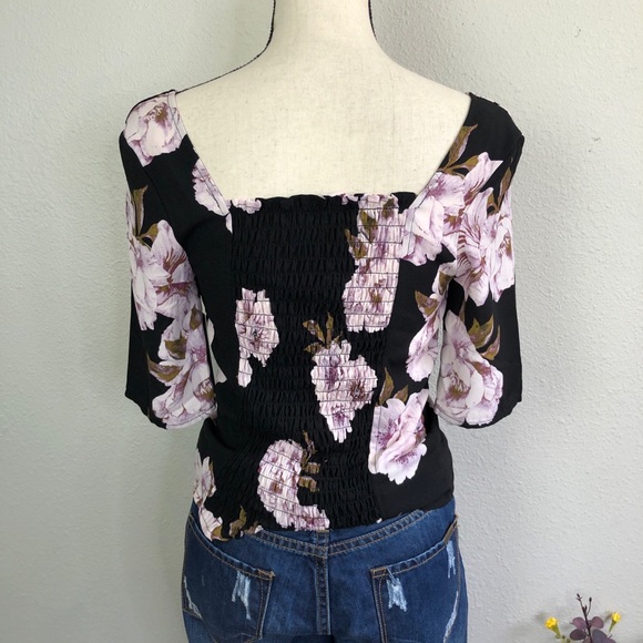 Free Press Floral Smocked Square Neck Cropped Top - Picture 4 of 6